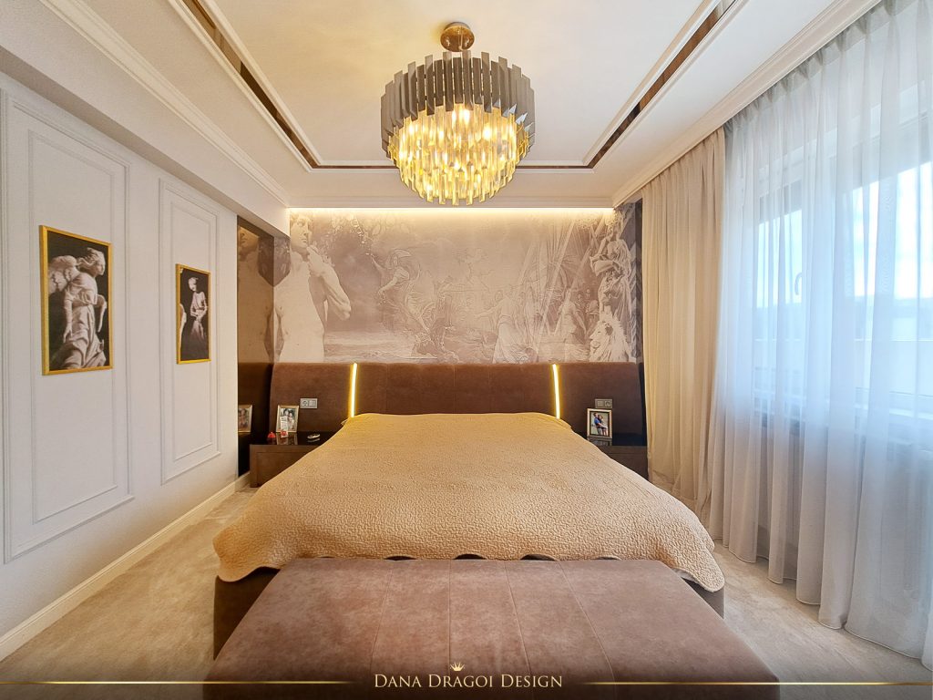 dormitor amenajat in stil clasic cu accente de maro
